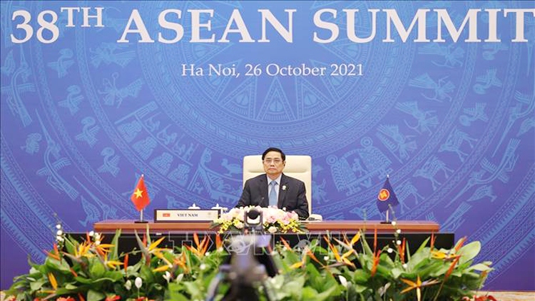 PM Chinh attends ASEAN Summits and related meetings